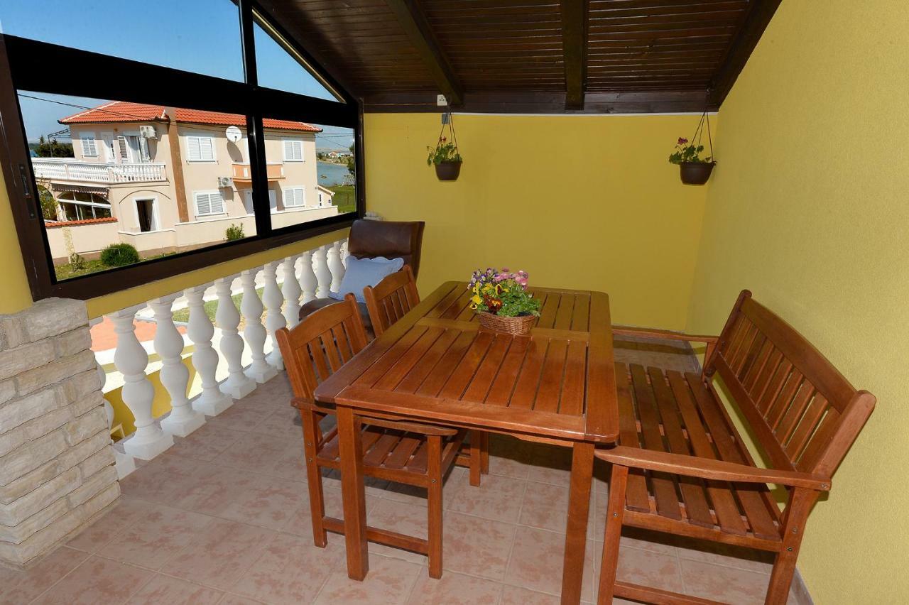 Apartment House Simoni With Pool, Zadar County ปริฟลากา ภายนอก รูปภาพ